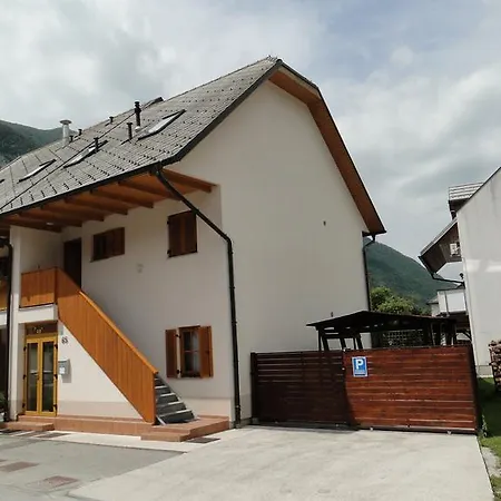 Apartament Entama